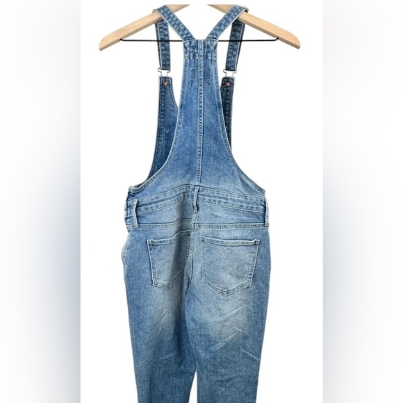 OLD NAVY women’s Stylish Blue Denim Overalls - Picture 7 of 7